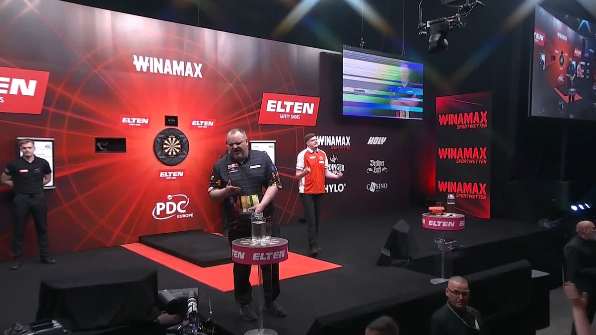 JOYCE SILENCES KIEL! 🤫 Ryan Joyce halts Niko Springer's late comeback, beating the German 6-4 to advance to tonight's quarter-finals at the Baltic Sea Darts Open! 📺 #ET8