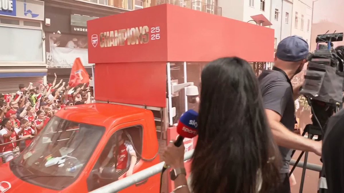"A lot of joy and a lot of celebration." The Arsenal parade is well underway 🏆