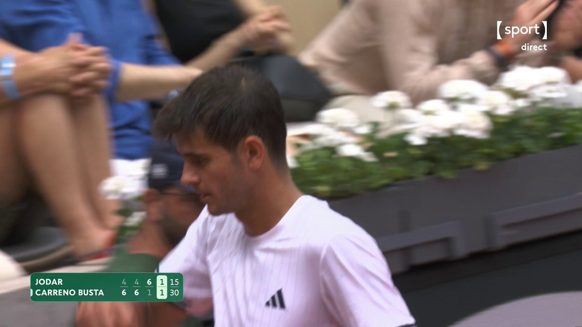 🚨 Rafael Jodar emmène Pablo Carreno Busta dans un CINQUIÈME SET après avoir été mené deux manches à rien (4-6, 4-6, 6-1, 6-2). 💥🇪🇸