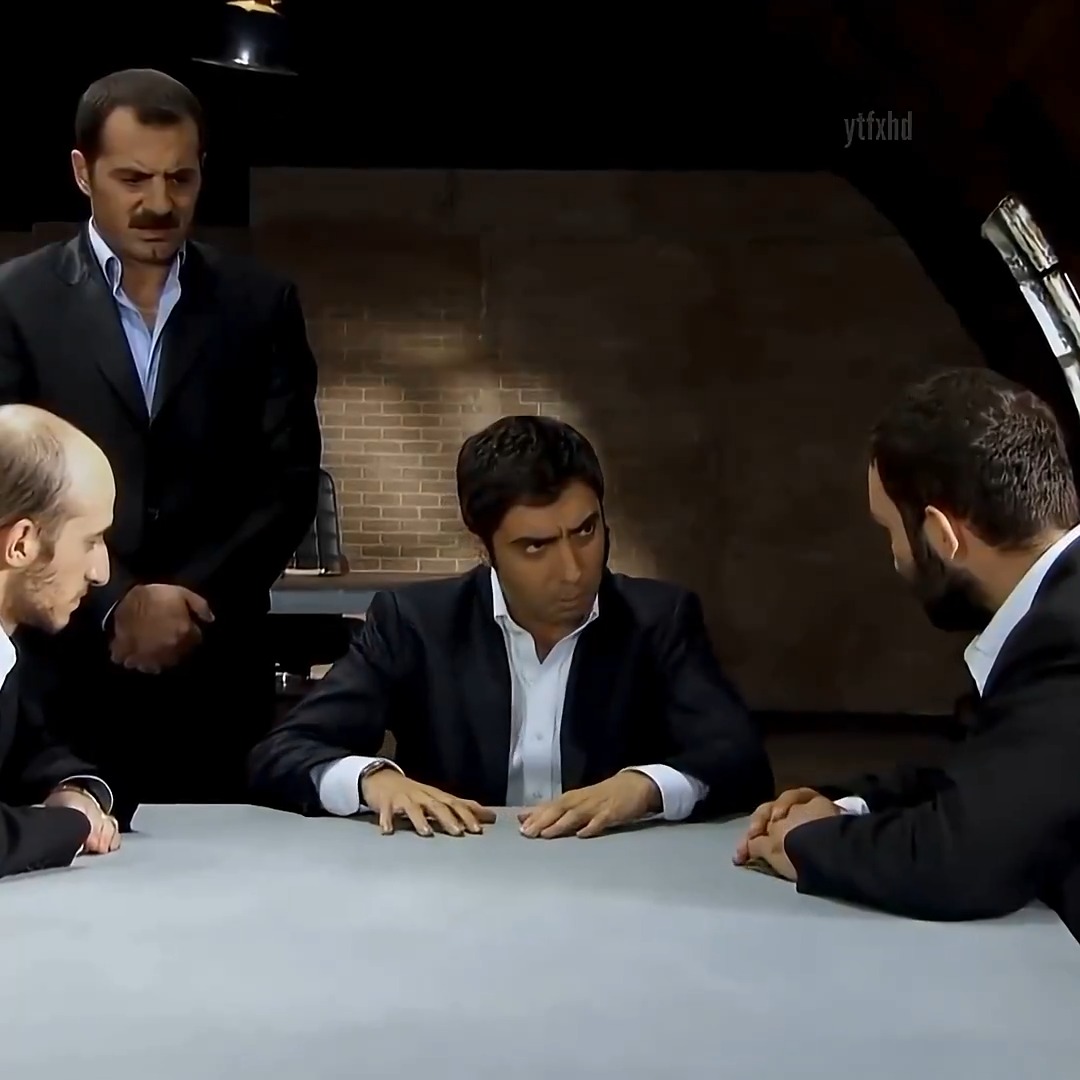 Polat Alemdar şerefsizlerin selamını almaz, canını alır!