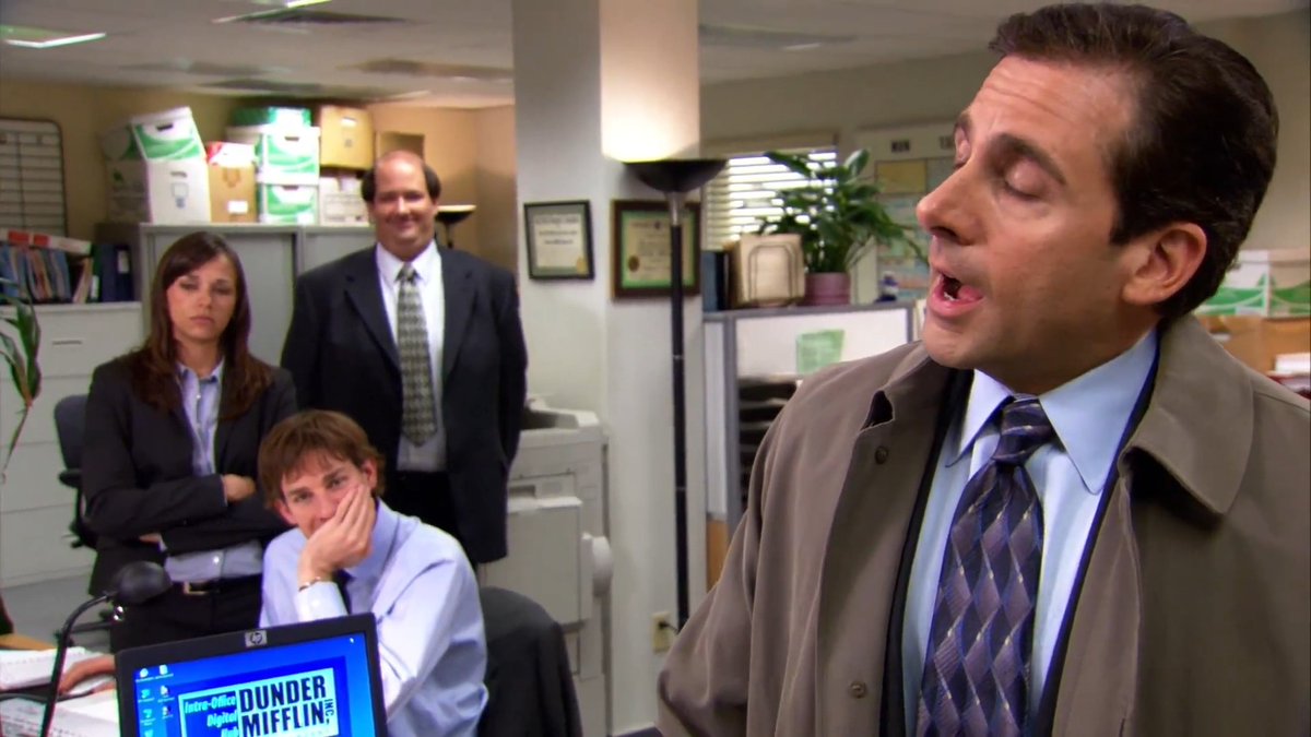 John Krasinski completely breaking character in the background of this scene will always be hilarious 😂😂