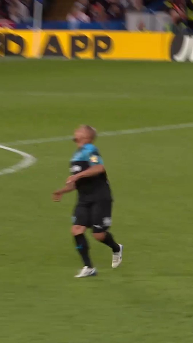 Who remembers when Roberto Carlos did this at Soccer Aid?