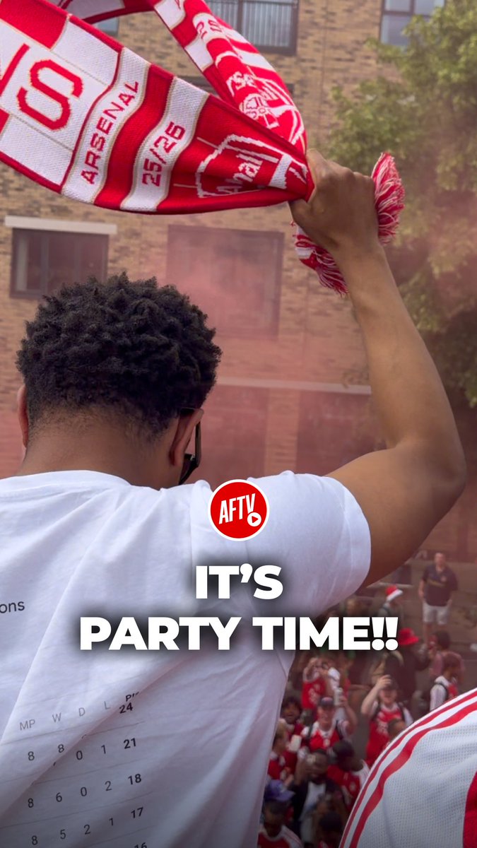 We are having a PARTY in London!! 😎 #Arsenal