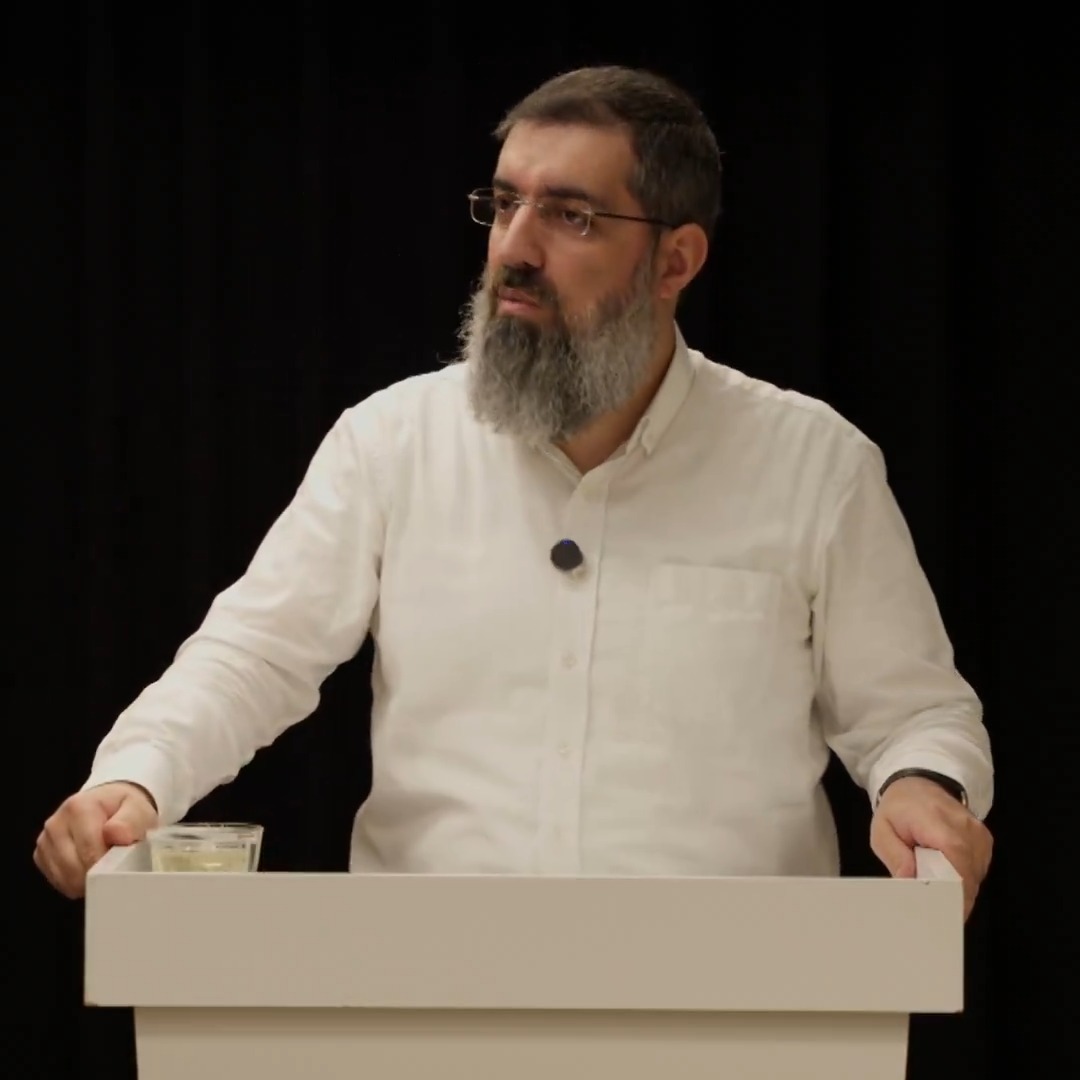 Namaz Kılan Düzenbazdan Dolayı Namaz mı Terk Edilir?