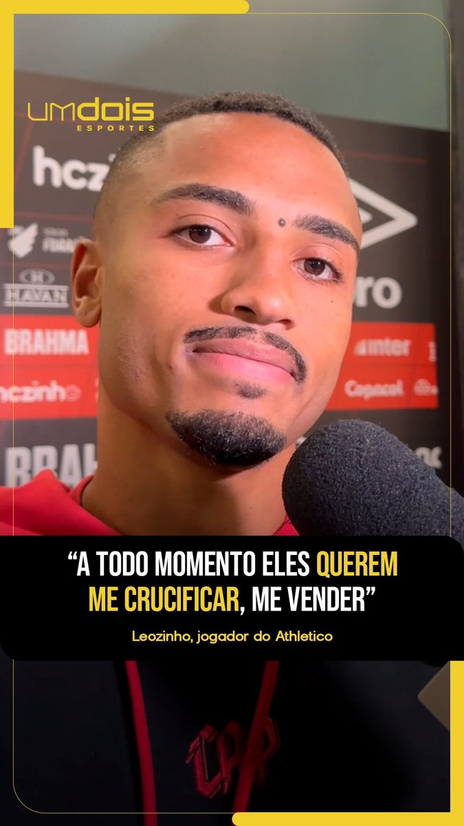 Leozinho se defende contra ataques da imprensa de Curitiba: "Eu creio que tem uma empresa aqui em Curitiba, da imprensa aí, que acho que eles têm algo pessoal contra mim, porque a todo momento eles querem me crucificar, me vender. E sendo que do clube, e do Odair ainda, eu não ouvi nada que seja que vai me negociar ou coisa do tipo. E eu creio que tem sido até um pouco maldosas essas críticas, falando que eu não tenho condições de jogar na Série A" 🎥 Vinicius Cordeiro | UmDois Esportes