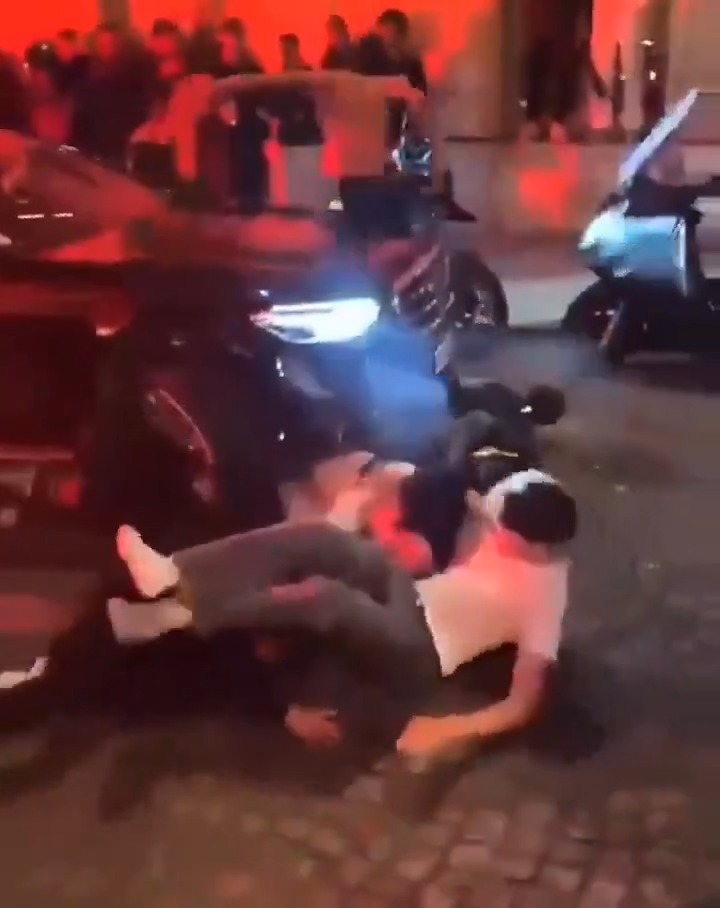 Reportedly footage from the riots in Paris last night 🔥 At some point, the reasonable thing to do is just drive through the crowd. Drive accordingly... #CityLife #paris #enrichment #ChampionsLeague #soccer #football #islam #diversity #ParisSaintGermain #enrichment #africa #france #driving #traffic