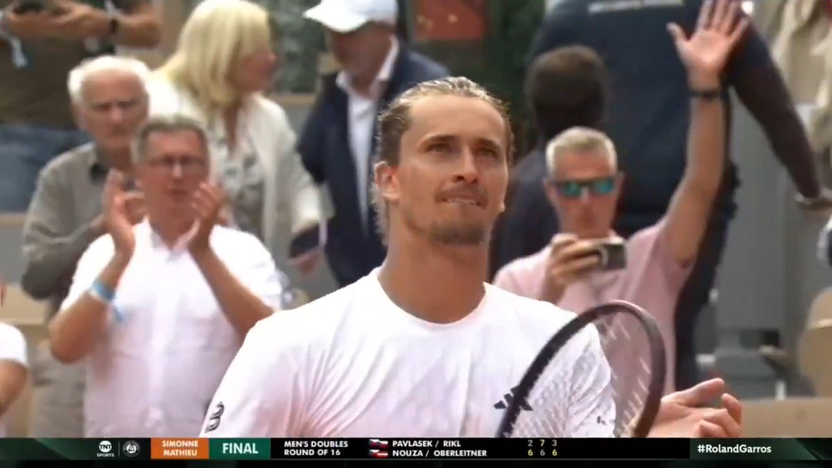 Sascha Zverevโs last loss to an opponent outside the top 10 at #RolandGarros Jannik Sinner in 2020 ๐คฏ