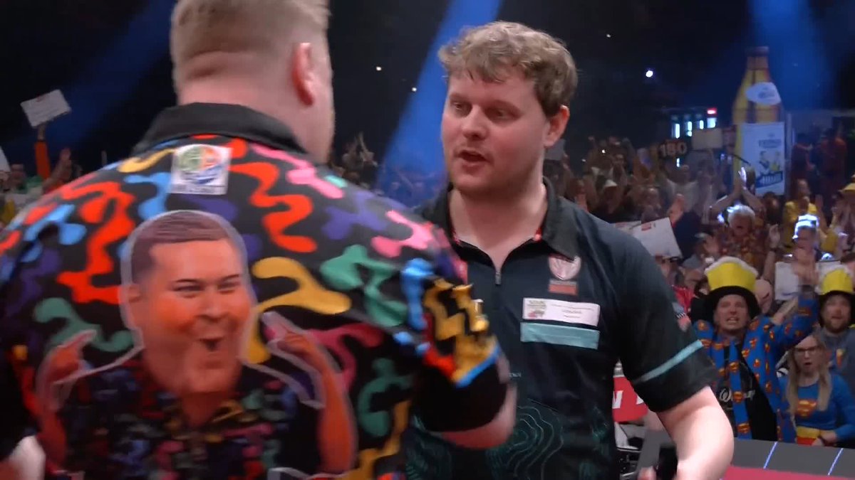 EVANS DOES IT AGAIN! For the first time in seven years, Ricky Evans makes a European Tour semi-final, as Rapid produces an excellent display of finishing on his way to beating Kevin Doets 6-3! 📺 #ET8