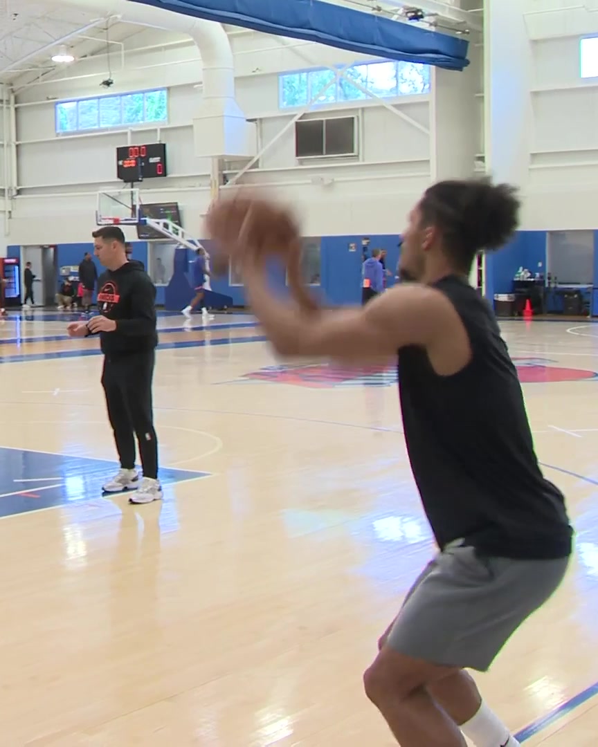 Josh Hart, Jordan Clarkson and Mikal Bridges get shots up at Knicks practice