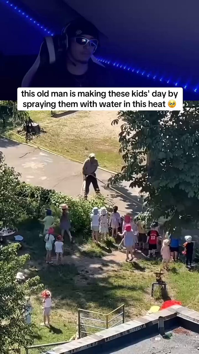 When life was simple and neighbors were friendly. This sweet elderly gentleman knew that a few sprinkles of water would make the day even better for these children! 🥰 Spread love and kindness! Who else grew up with neighbors who were more like family than strangers?