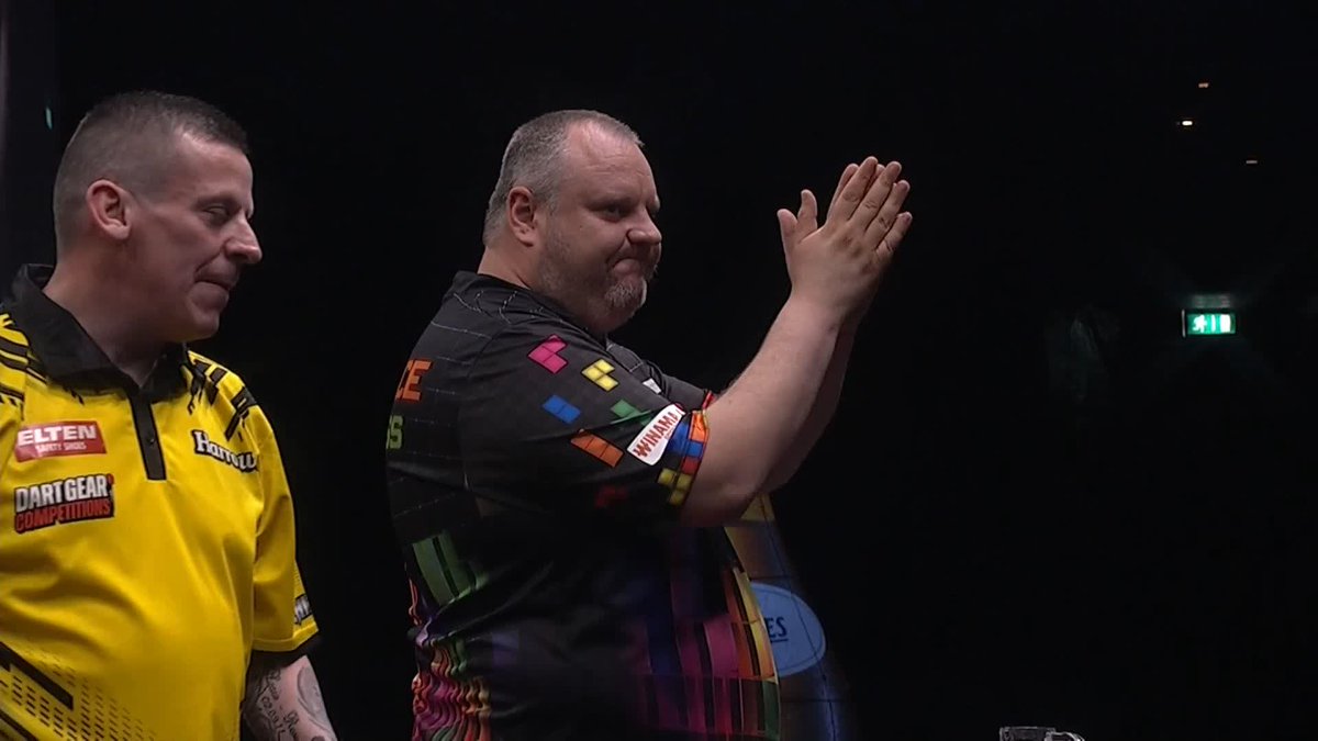 JOYCE RACES THROUGH! Ryan Joyce is through to the semi-finals of the Baltic Sea Darts Open, as Joyce beats Dave Chisnall 6-1 to set up a tie with Damon Heta! ๐บ #ET8