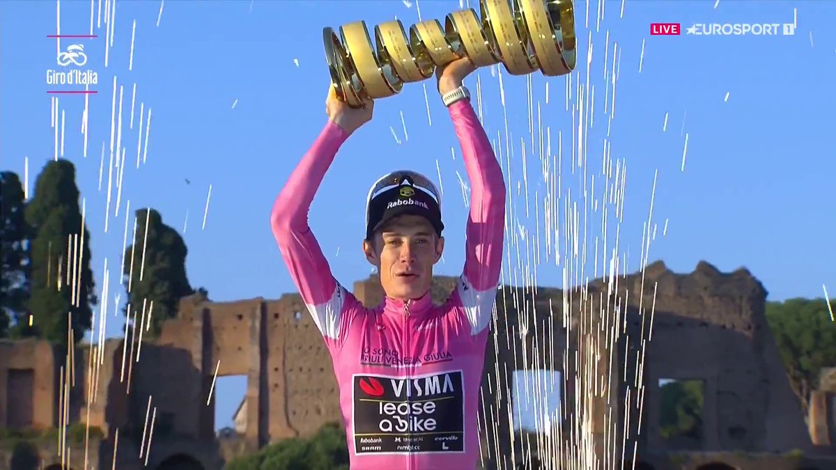 💛 Tour de Francia ❤️ Vuelta a España 🩷 Giro de Italia Vingegaard se pone la Triple Corona. #GirodItalia #LaCasadelCiclismo
