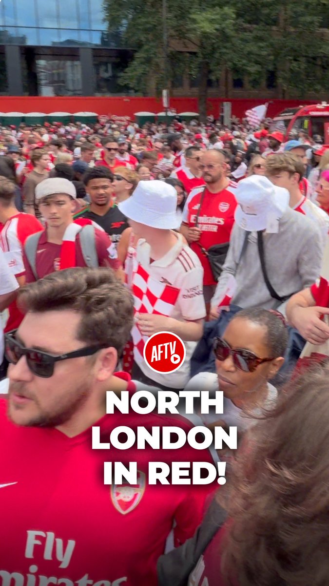 If you're in North London now, you are trapped in RED 😂 #Arsenal
