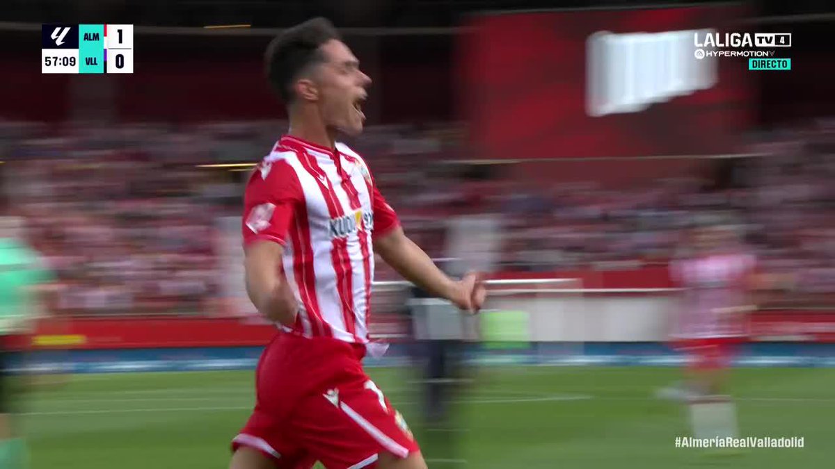 Tenía que ser él. Tenía que ser el pichichi. Don Sergio Arribas con hielo en las venas ❄️🇪🇸 25 goles para meter a la UD Almería en el playoff de ascenso 🔴⚪ #LALIGAHYPERMOTION