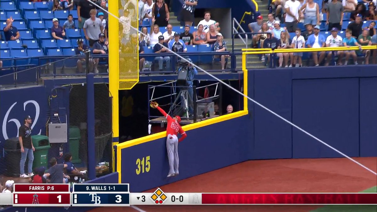 Jose Siri robs a GRAND SLAM against his former club 🤯