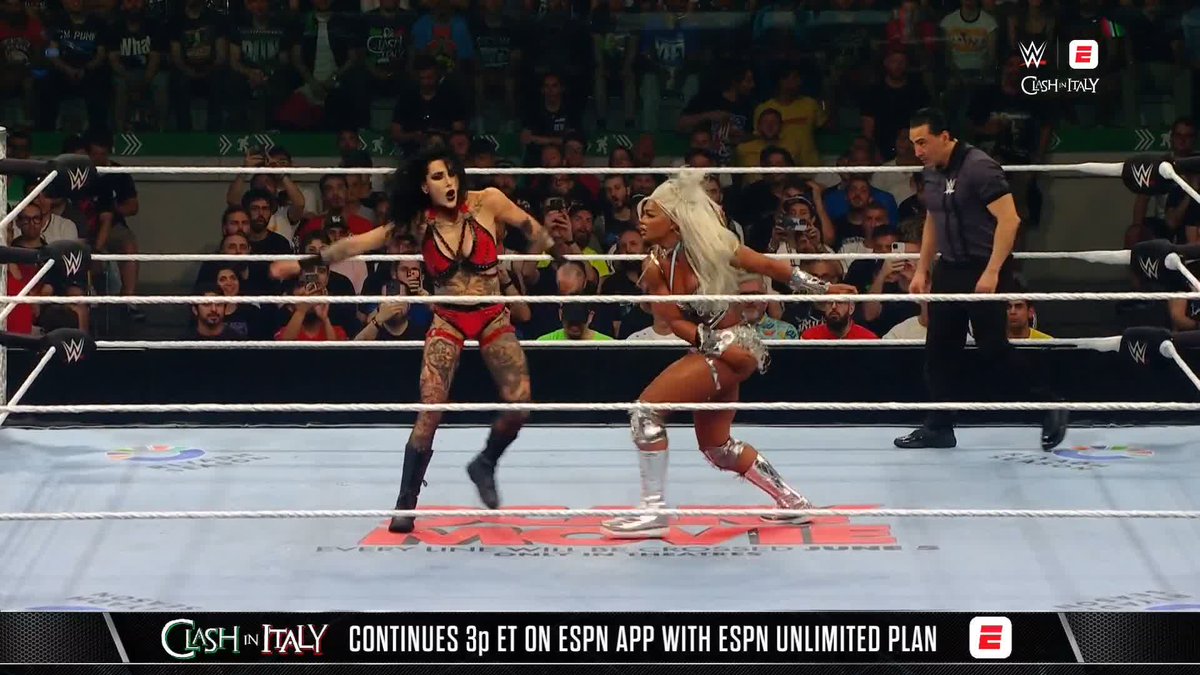 WHAT A MATCH!!! 🍿 Watch the FIRST HOUR of #WWEClash in Italy RIGHT NOW on ESPN!