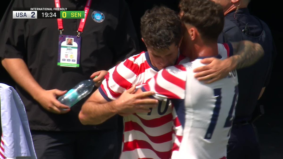 Christian Pulisic has a goal of his own now! 🔥 Rounds the keeper brilliantly to double USA's lead against Senegal 🇺🇸