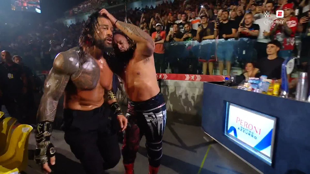 Some snacks for the crowd, courtesy of Roman Reigns 🍿
