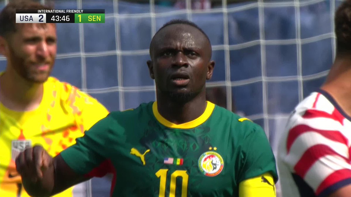 Sadio Mané gives Senegal a lifeline! 🇸🇳 Three goals before the break in this entertaining friendly against the USA 🙌