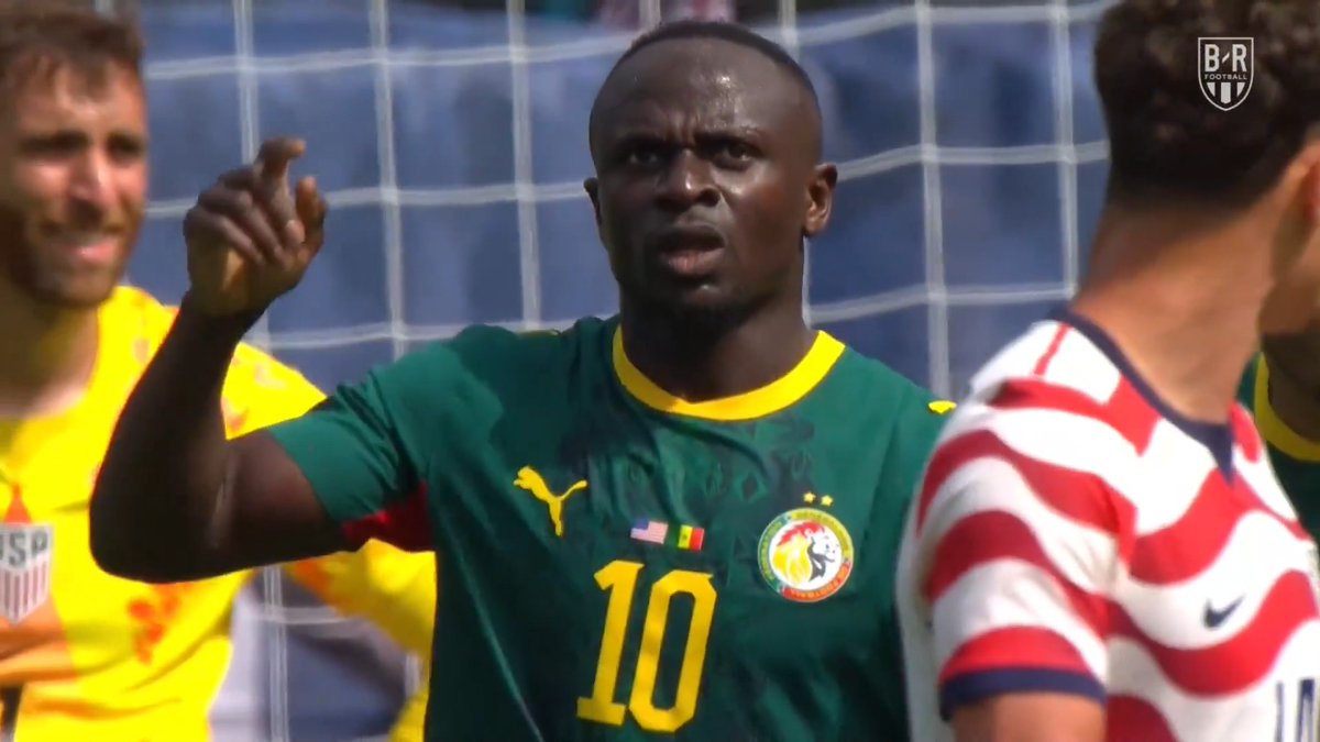 Sadio Mané gets one back for Senegal right before halftime 🇸🇳