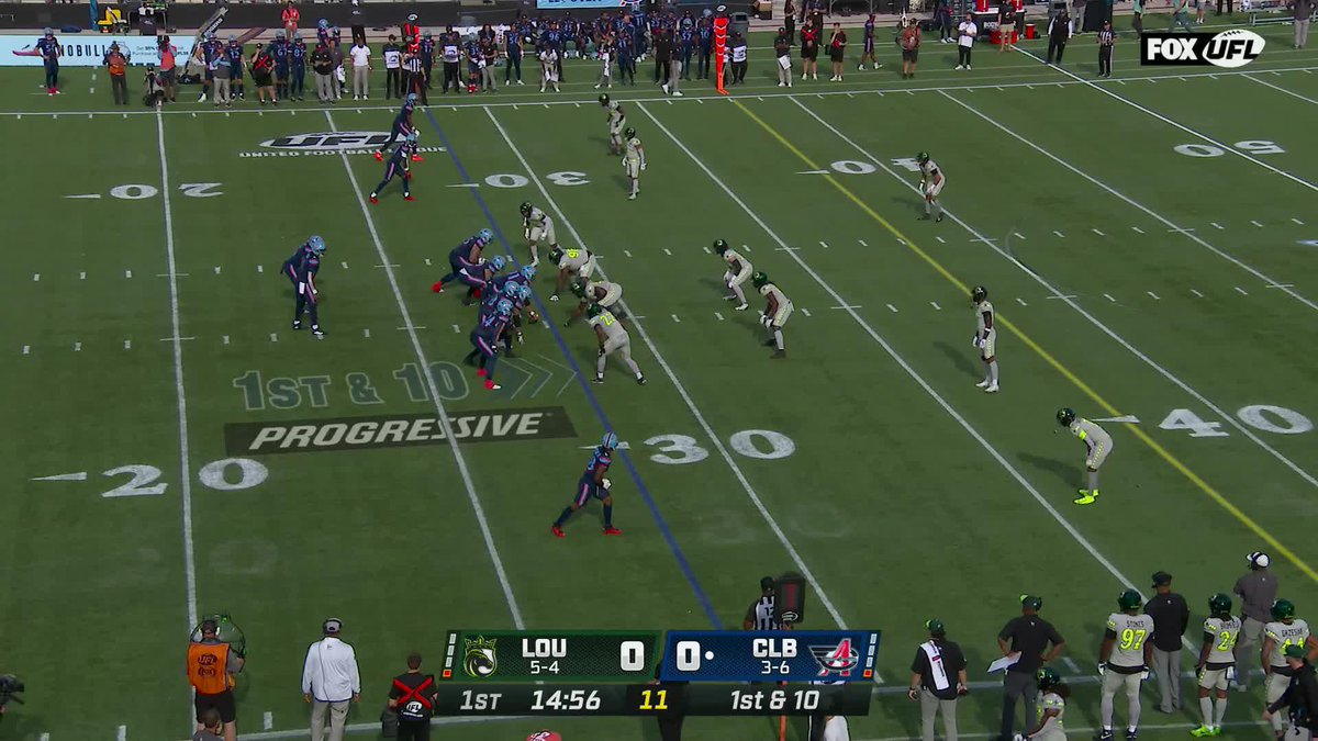 ERIC GARROR PICK-6 ON THE FIRST PLAY 🤯💨