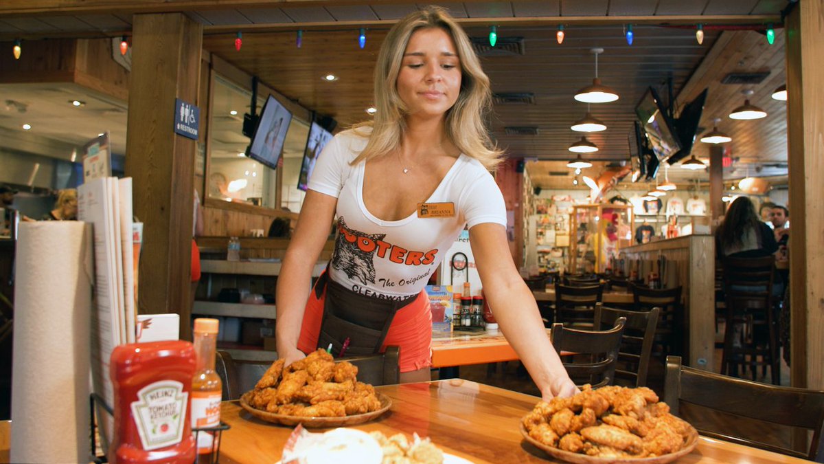 Hooters once had its own airline and casino — now its founders are fighting to bring the brand back from bankruptcy