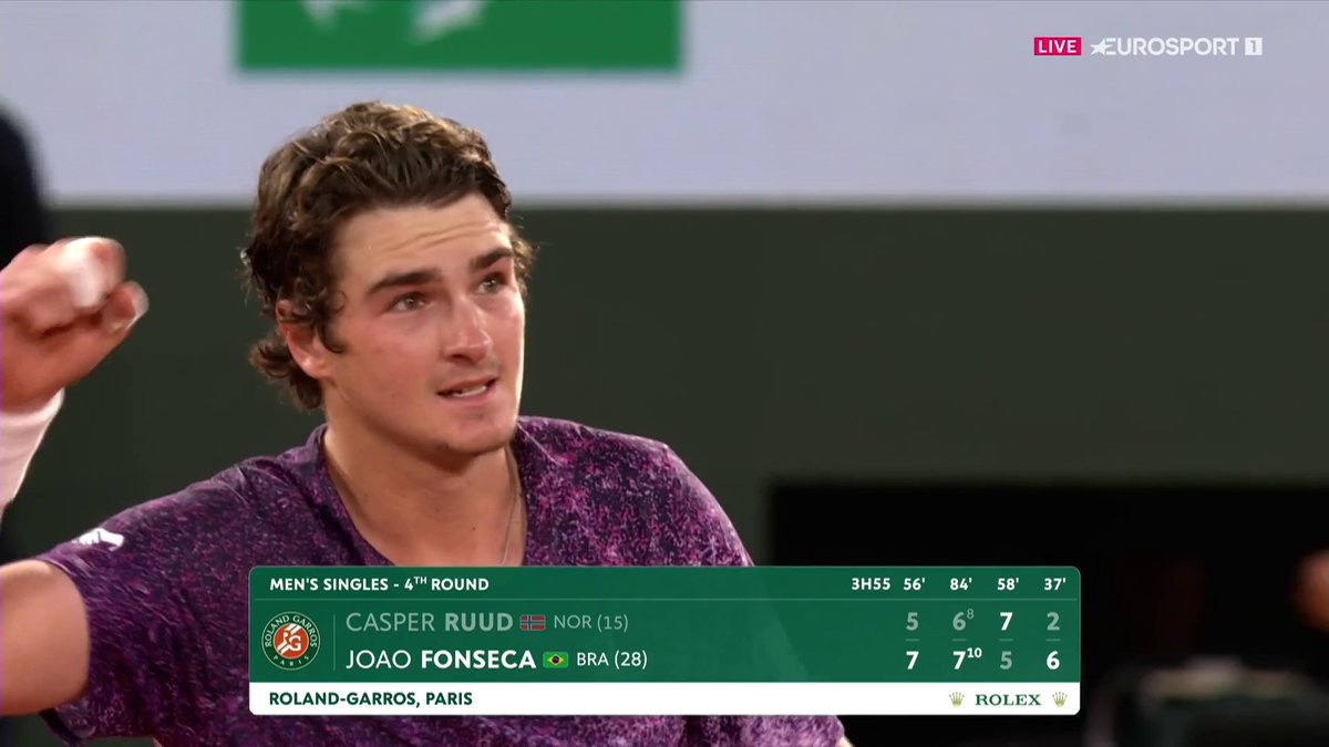 João Fonseca eliminou Casper Ruud em quatro sets e está nos quartos de final de um Grand Slam pela primeira vez na carreira! 🌟🇧🇷