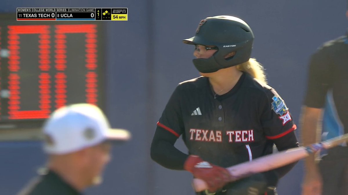 TEXAS TECH GETS ON THE BOARD RIGHT AWAY IN THE ELIMNIATION GAME AT THE WCWS 🍿 Watch Texas Tech-UCLA on ESPN and the ESPN App 🥎