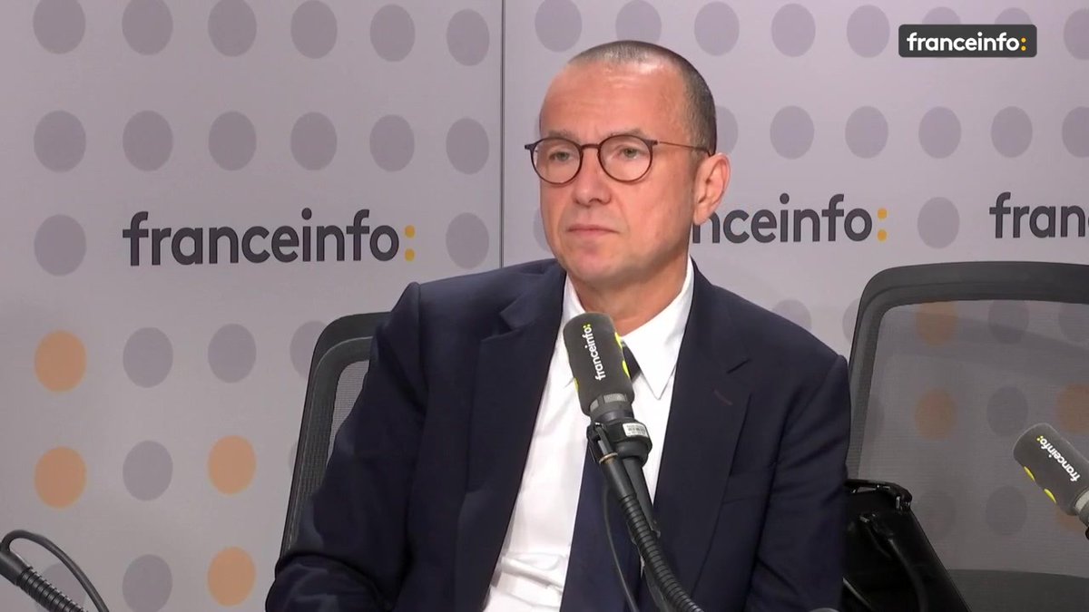 🔴 SoftBank a annoncé investir 75 milliards d’euros dans des data centers en France liés à l’IA ➡️ "Ça crée de l’emploi non seulement en direct [...] mais cela va créer aussi des emplois indirects", dit Olivier Blum, directeur général de Schneider Electric