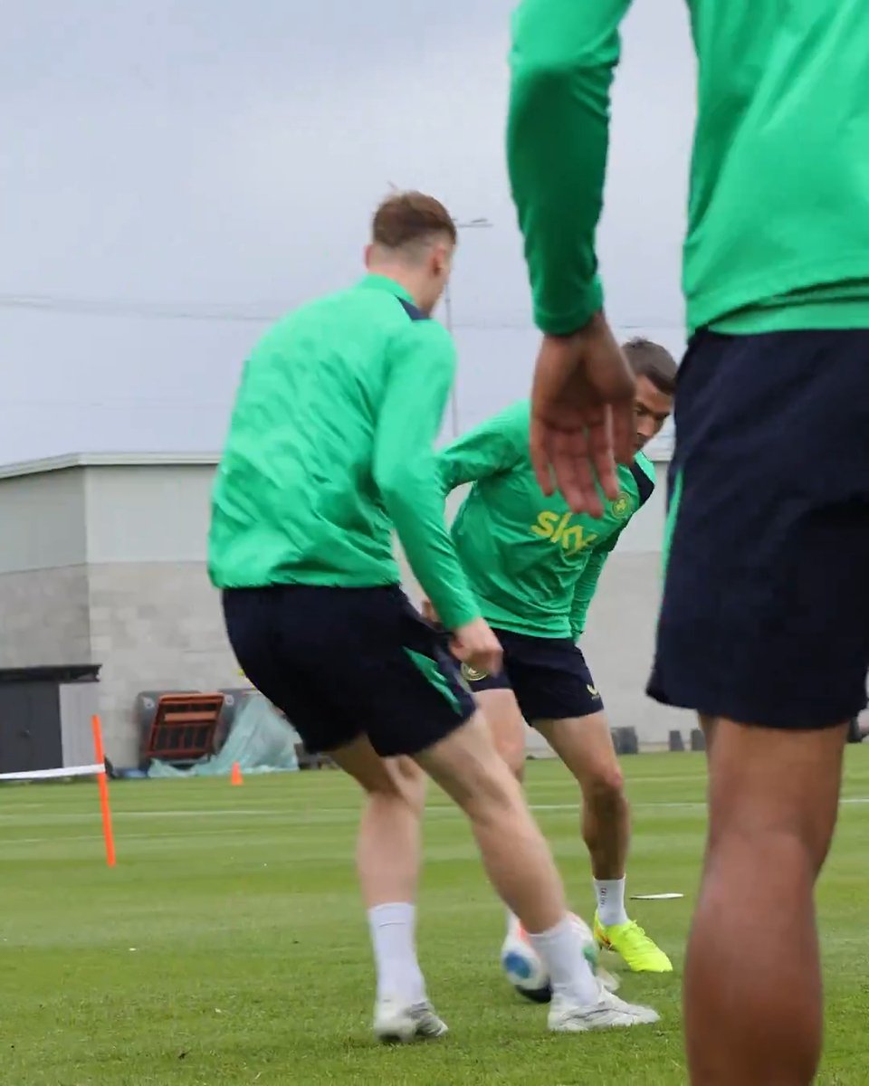 We'd like to report a crime please 😂🥜 Seamus' celebration just tops it off 🤣