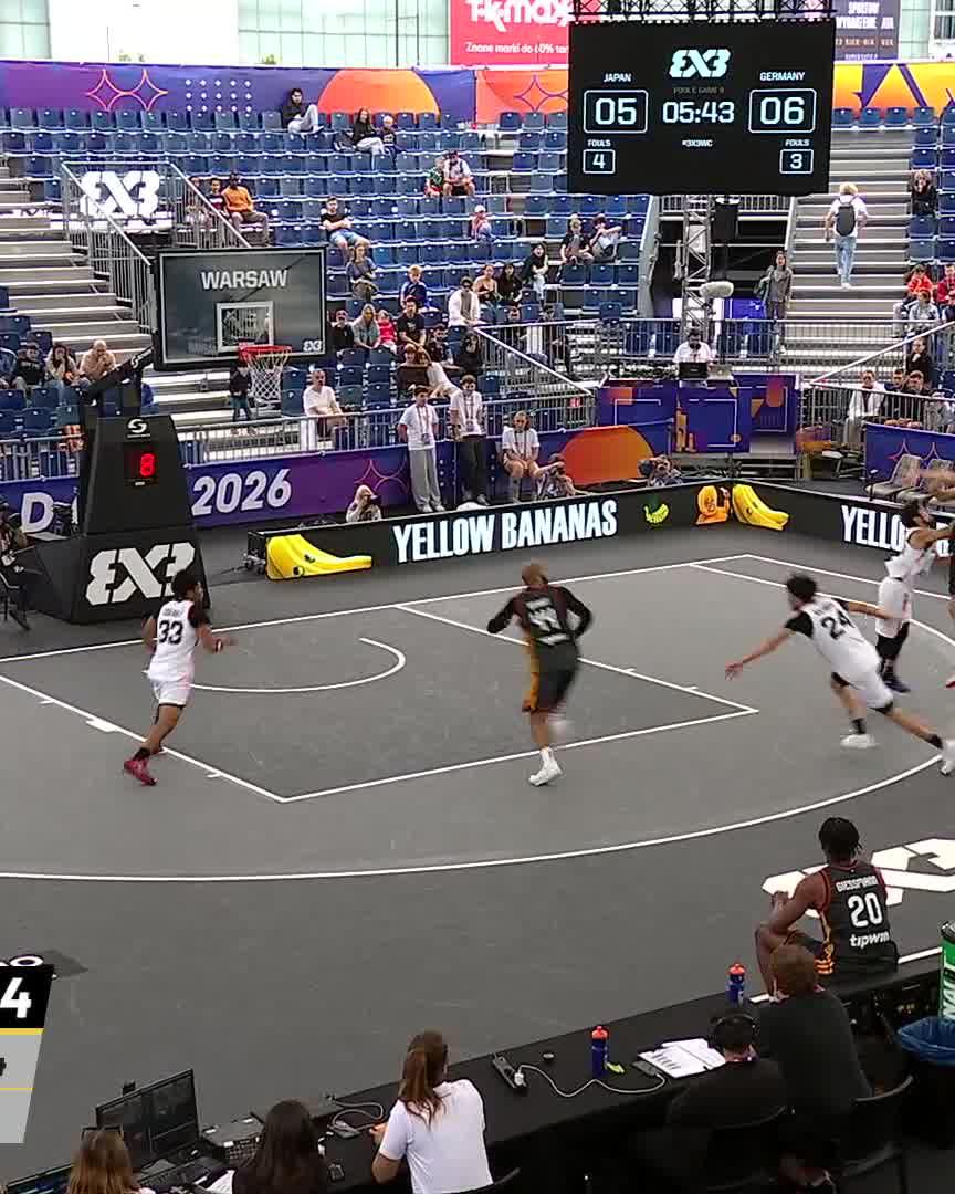 😮💨 From defense to flair... Coulibaly sets up Ozawa from deep! 🎯 #3x3WC
