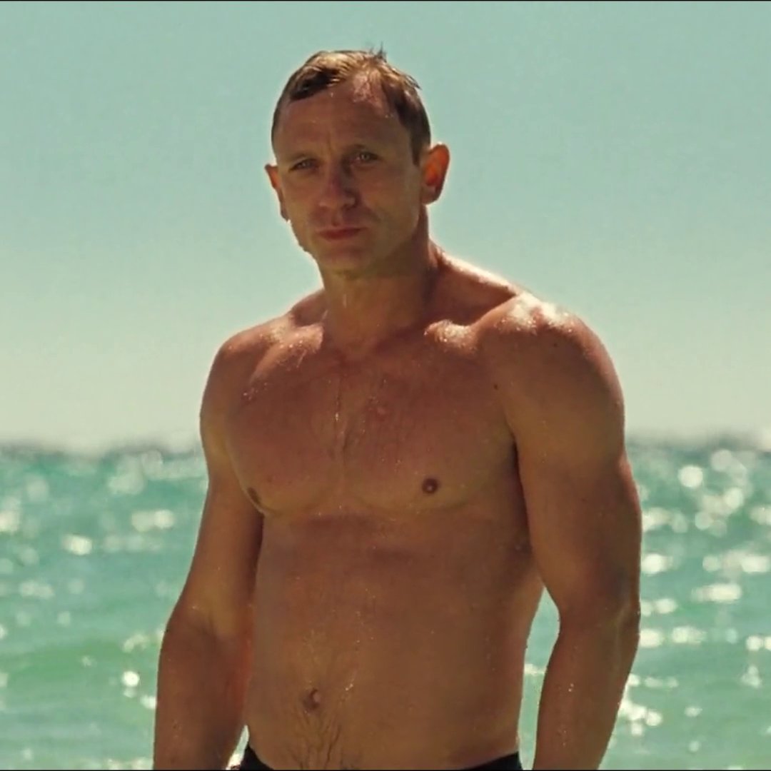 Sun, sea and 007.