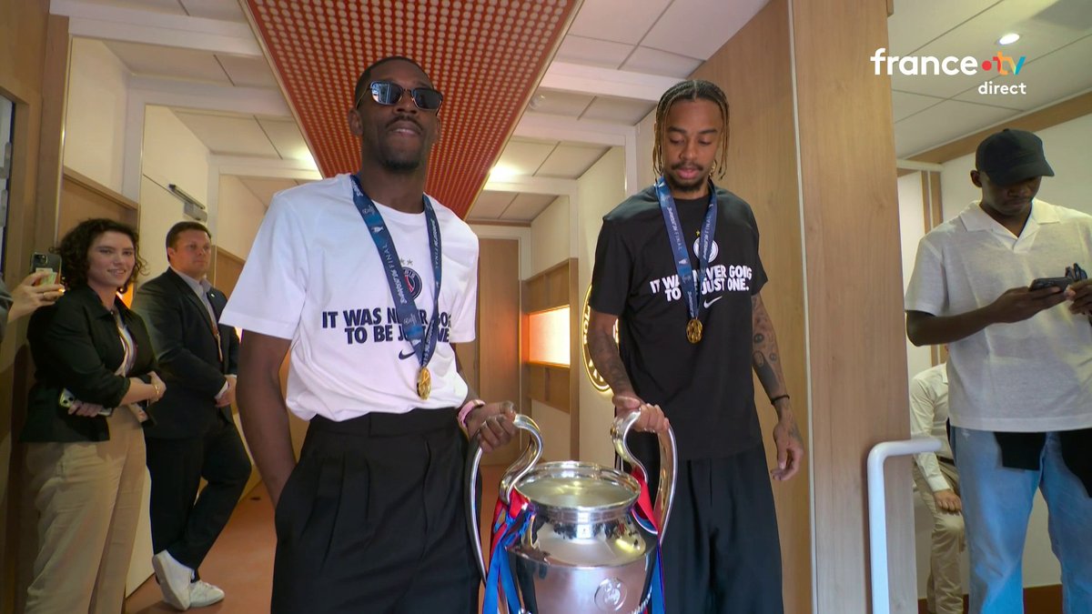 ET LA DEUXIÈME LIGUE DES CHAMPIONS EST RAMENÉE PAR OUSMANE DEMBÉLÉ ET BRADLEY BARCOLA !!!! 🤩🏆 Ça pue le flow 🇫🇷⭐️⭐️