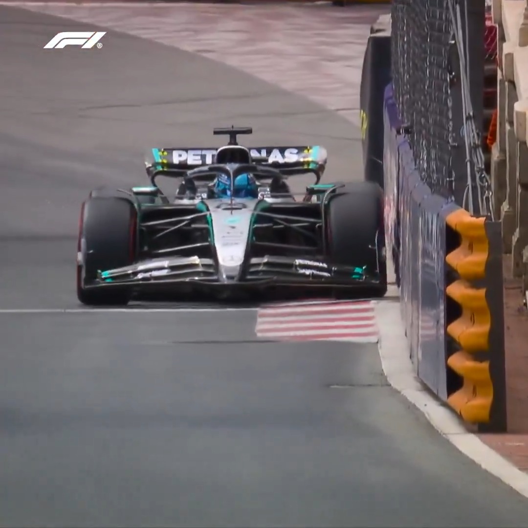 If driving perfection was a thing... 🤩 Brushing up against the barriers in Monaco is just part of the job! 🤏 #F1 #MonacoGP