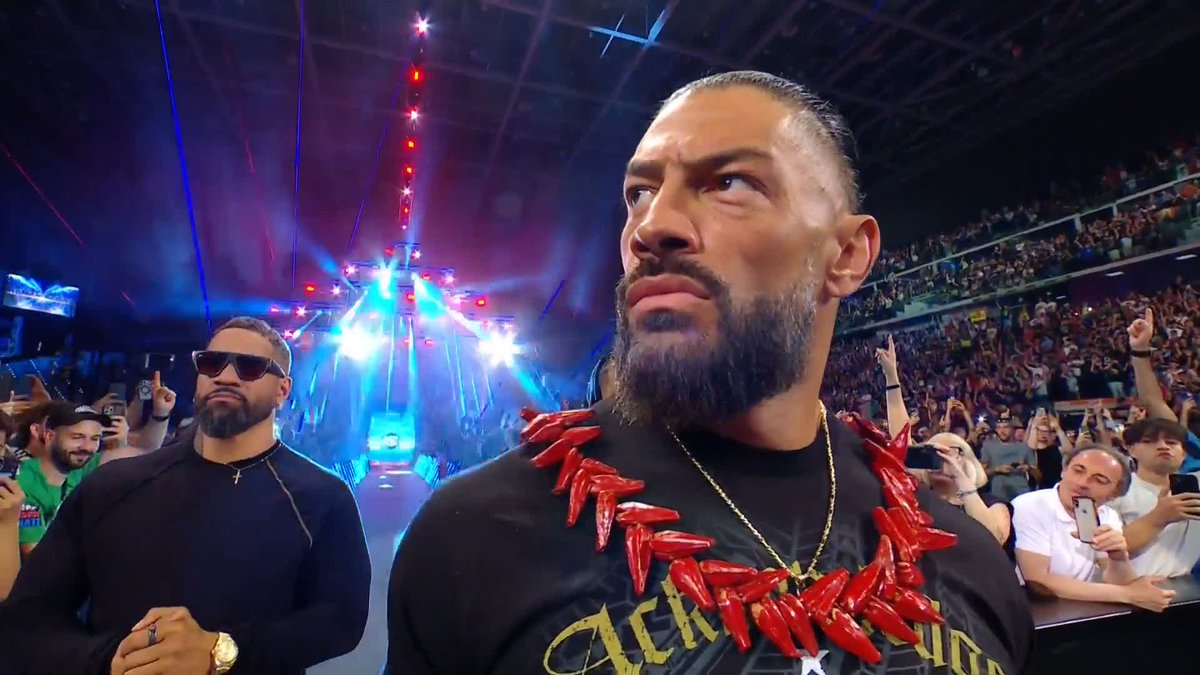 Italy LOVES their Tribal Chief!! 🇮🇹 Roman Reigns