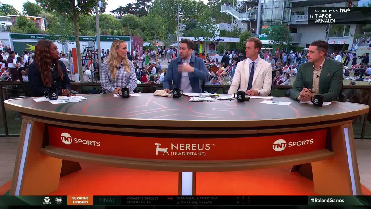 "In [Osaka's] play, we're seeing a lot more freedom, a lot more consistency." sloanestephens &amp; Caroline Wozniacki discuss Naomi Osaka's resurgence with coach Tomasz Wiktorowski 🗣️