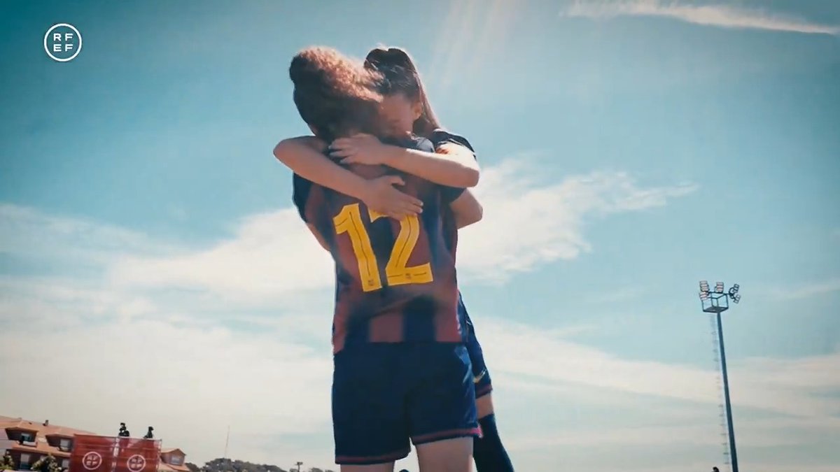 🤩 ¡La fiesta del #TorneoJuvenilFem! 31 partidos, seis días y mucho fútbol sobre el césped de Sanxenxo 🔗 #FutFemRFEF | PANINI ESPAÑA