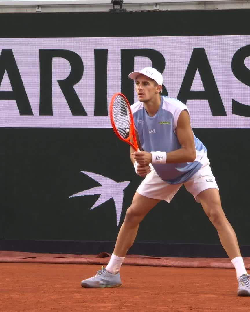 MATTEO ARNALDI PLAYING JAWDROPPING TENNIS AGAINST TIAFOE AT ROLAND GARROS. 🤯🤯🤯🤯🤯🤯