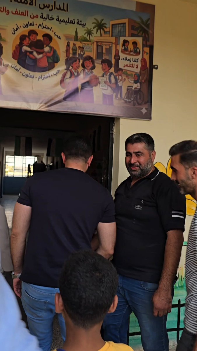 من أحد مراكز الإيواء في #دير_الزور وشكر الأهالي لإدارة المحافظة على الإستنفار طوال فترة العيد