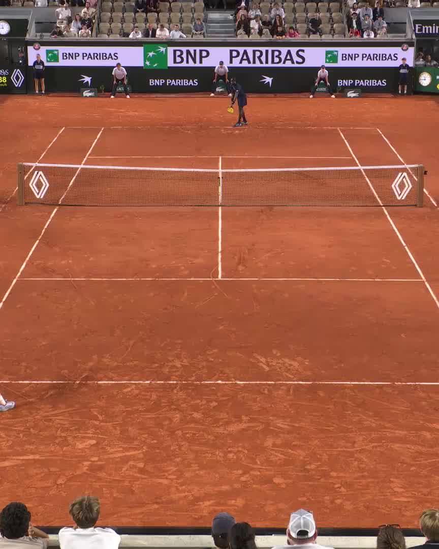 ARNALDI. NOT DONE YET. #RolandGarros