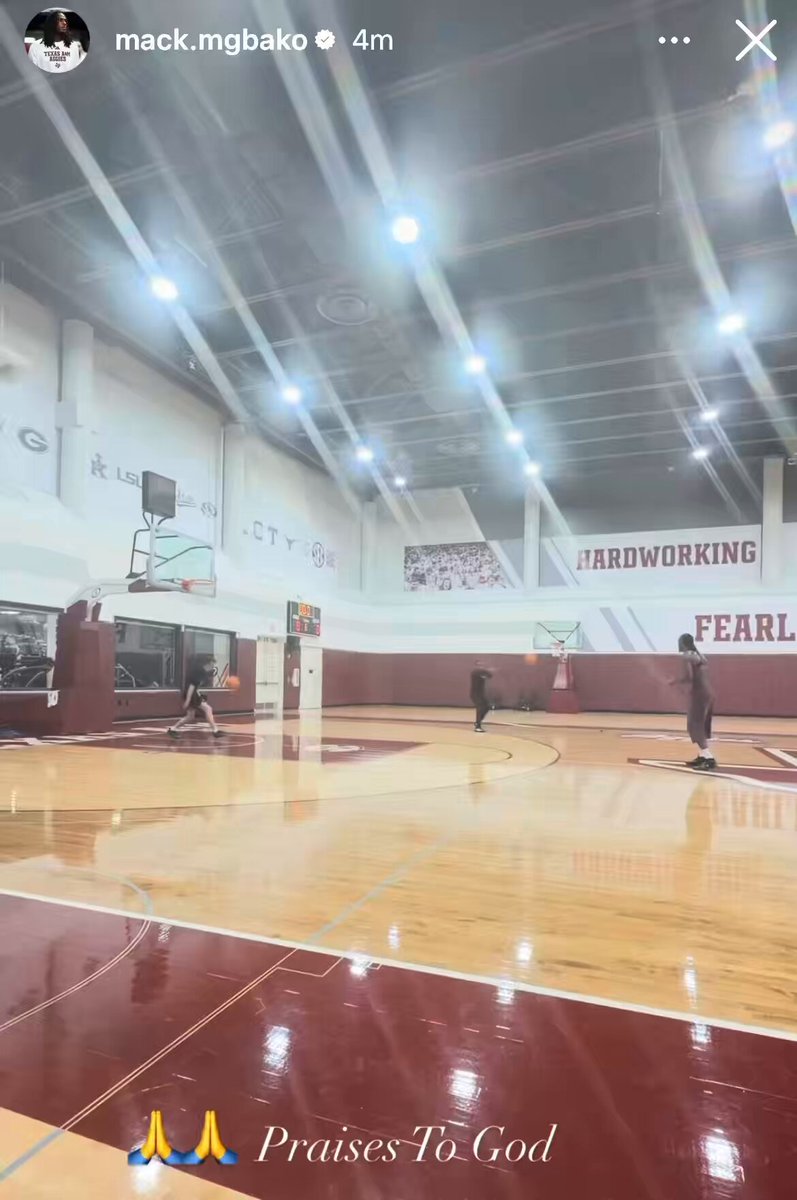 Mackenzie Mgbako hitting logo threes 🫣