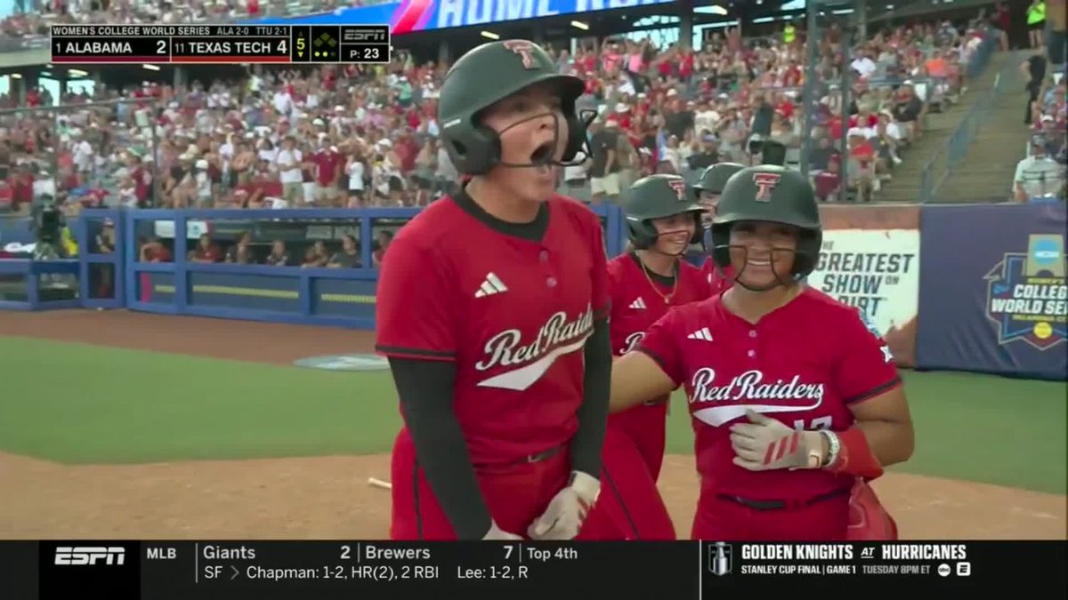 TAYLOR PANNELL 2-RUN SHOT TO PUT Texas Tech Softball AHEAD 👀 #WCWS x 🎥 ESPN
