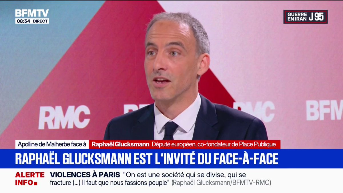 Raphaël Glucksmann souhaite mettre en place "un service civique obligatoire universel" d'une durée de 10 mois pour "tous les jeunes Français"