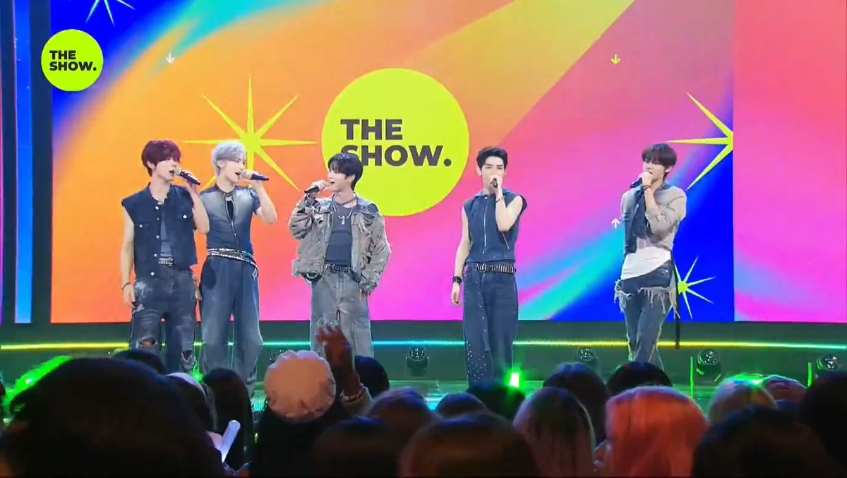 #AND2BLE vocals are truly lit, especially Seungeon's. 😍 #AND2BLE1stWin #Curious1stWin