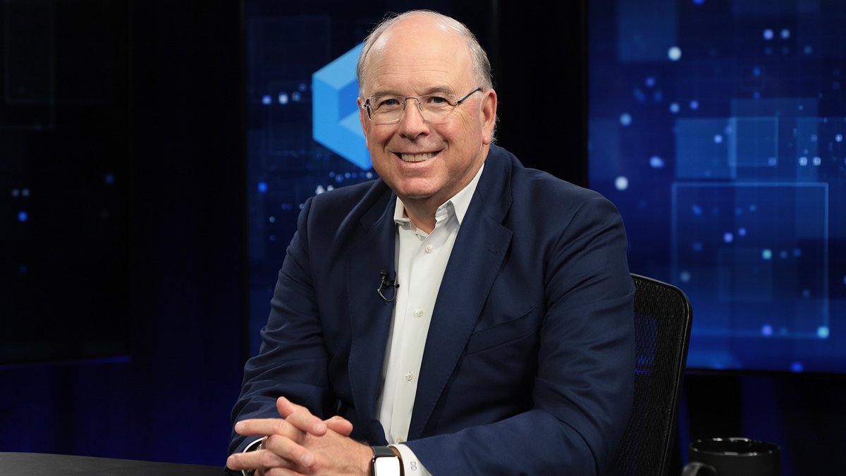 Join theCUBE’s John Furrier with CEO Dave Donatelli as they discuss how Riverbed’s IQ 4.0 intelligence layer combines #agenticAI with #datastore to deliver accurate insights & #automation. 💡 Get more insights! #IntelligenceLayer #EnterpriseAI
