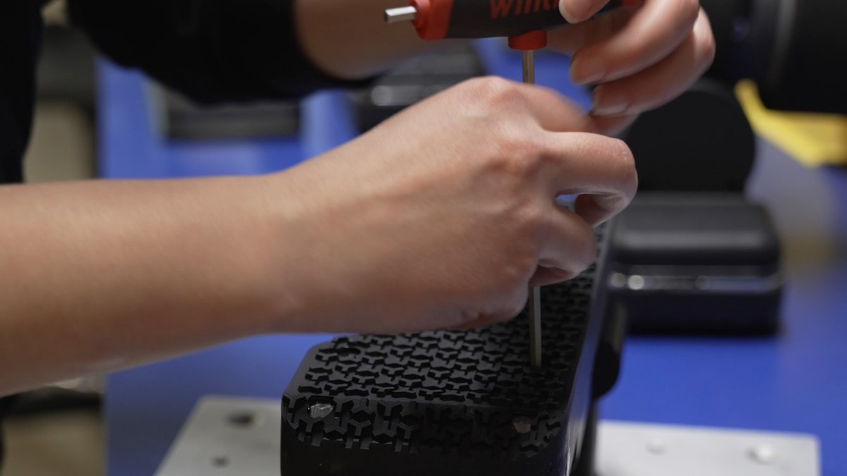 If you've ever worked on your feet all day, you know how important a good pair of shoes is. Mechanical design engineer Chastity Kelly shares how we built Atlas functional feet. Learn more about Atlas' design, Chastity's path to robotics, and starting on the right foot: