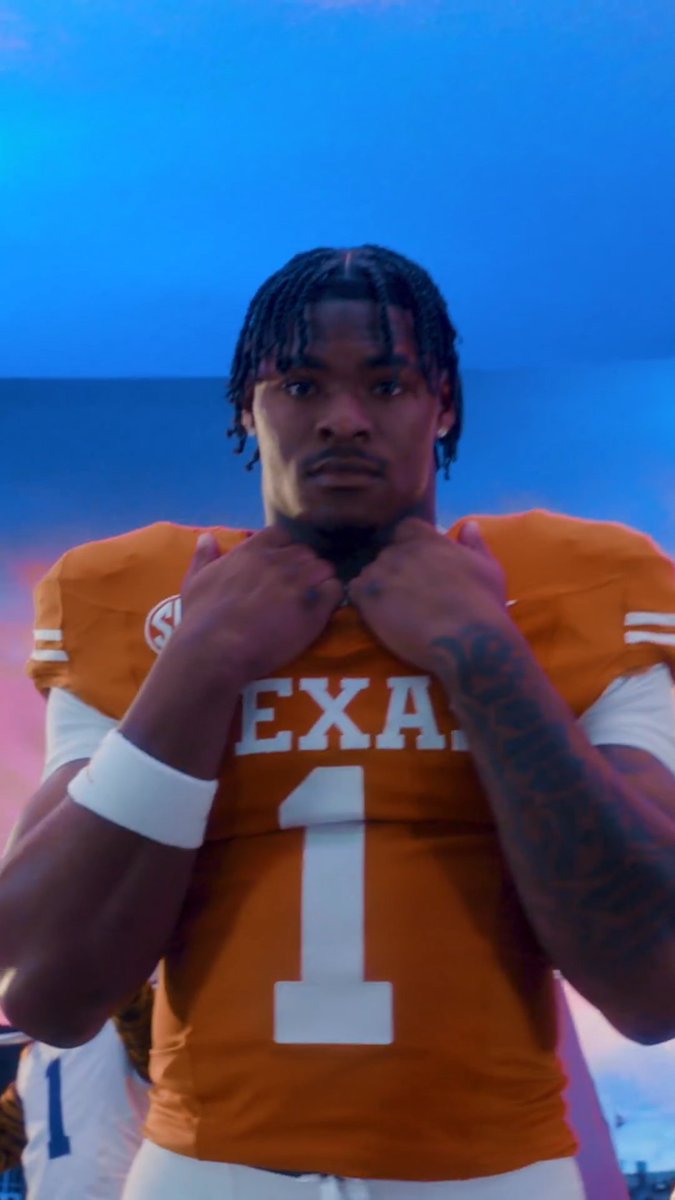 Colin Simmons • Cover Athlete 🤘🎮 Colin Simmons ☝🏾 x EASPORTSCollege