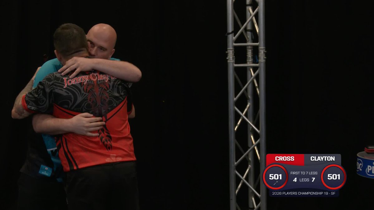 THE FERRET ON FIRE &amp; INTO THE FINAL 🔥 Jonny Clayton averages 111.21 to Rob Cross' 105.97 in a spellbinding contest to reach his second Players Championship final of the year 🐿️ 📺 #PC19