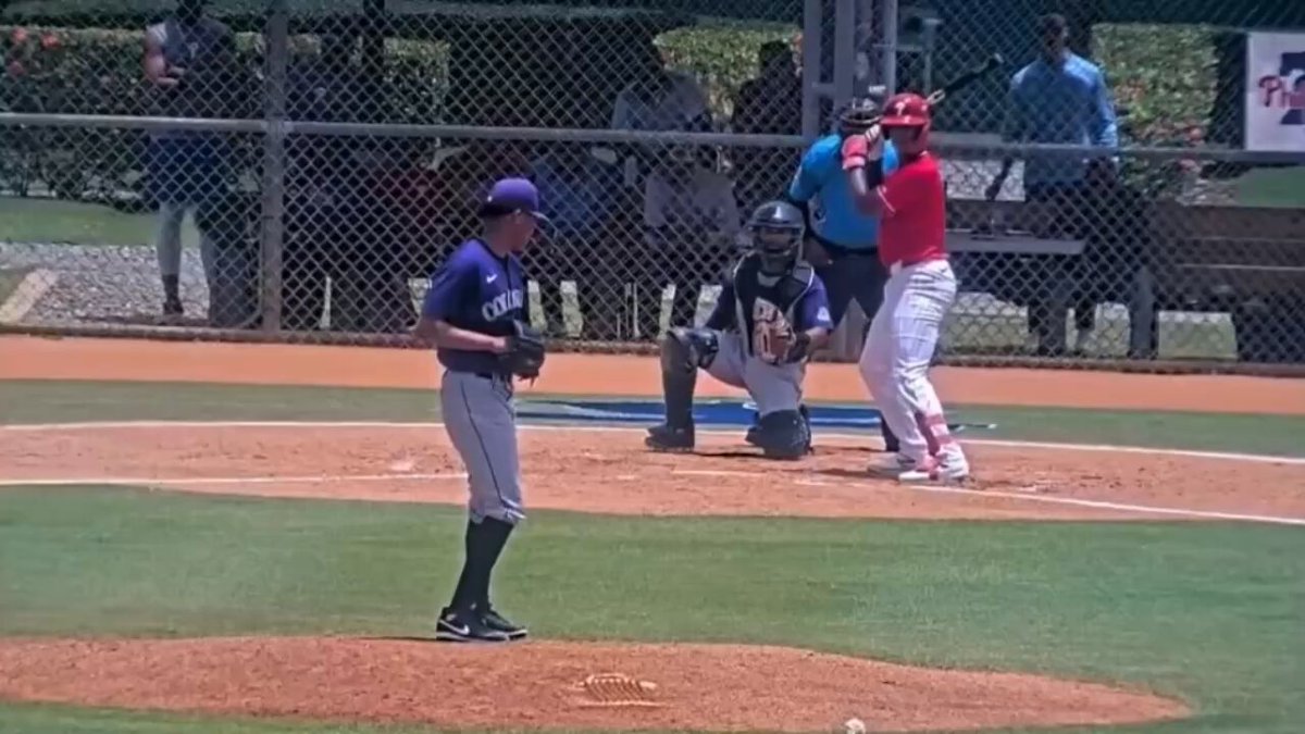 Two more hits today for Phillies 17-year old prospect Francisco Renteria. He singled at 105.8 mph up the middle in the third, and tripled to the right-center gap at 102.6 mph in the ninth. I got him at 11.92 seconds first to third despite pulling up going into third