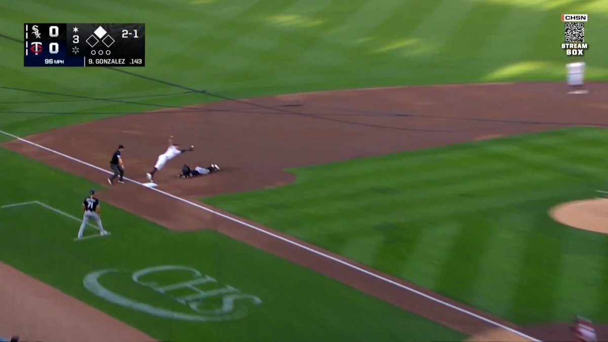 Luisangel Acuña just scored without a ball being put in play 🤯